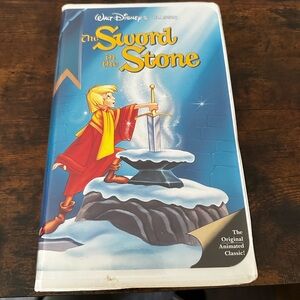 Walt Disney's The Sword in the Stone Black Diamond VHS